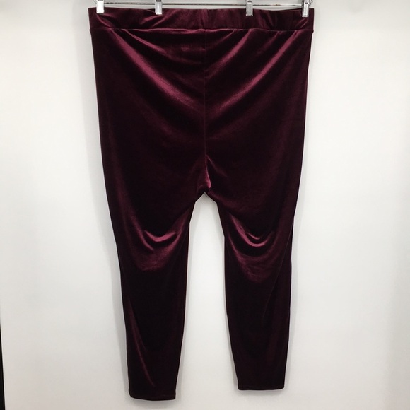 Torrid Pants Womens 5 5X Wine‎ Velour Velvet Skinny Pull On Plush - Picture 4 of 12